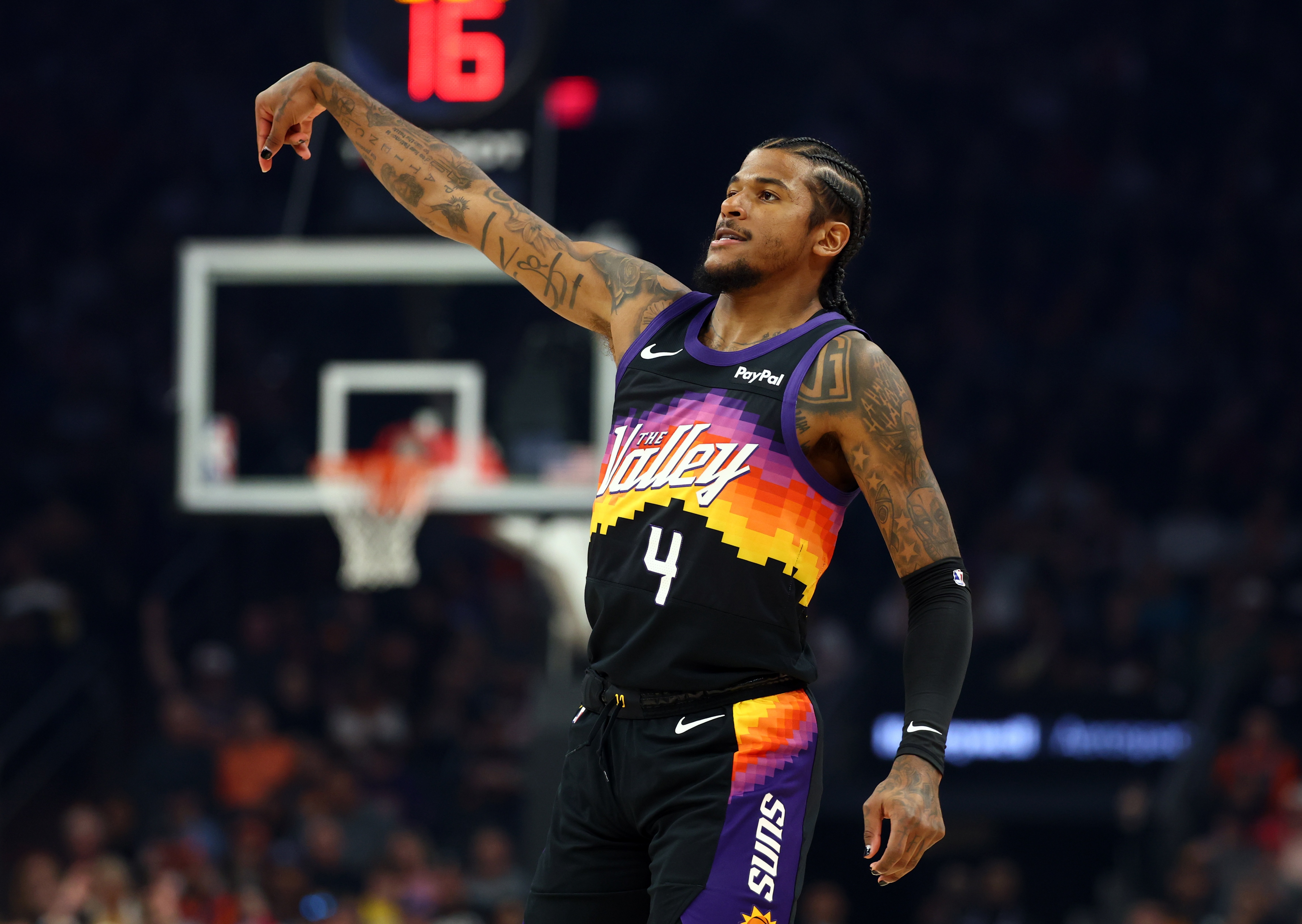 开云注册-杀疯了！杰伦·格林高难度中投打进后三分还有 8记三分平生涯最高